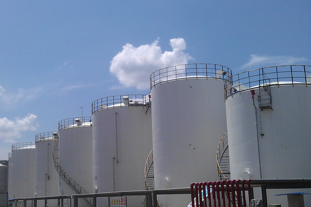 浙江建業化工遷建項目一、二期儲槽制作安裝工程